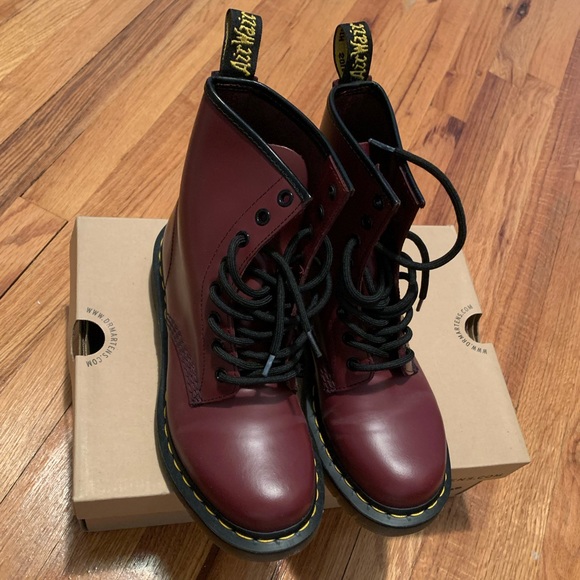 Dr. Martens Shoes - Dr. Martens 1460 boots